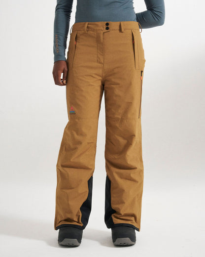 Snowscape Women's Recycled Pant - Toffee - Studio Model