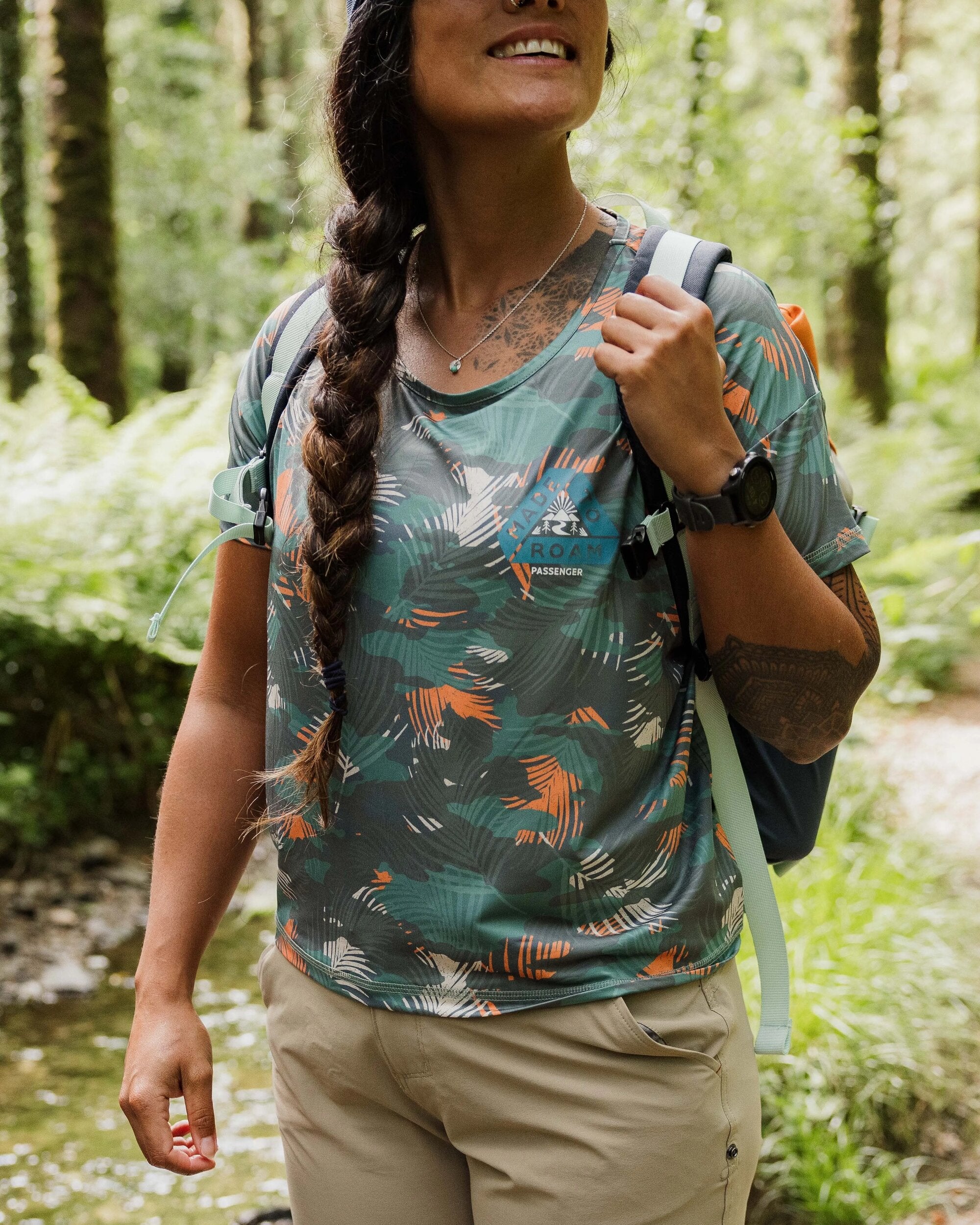 Chakra Tie Back Active Recycled T-Shirt - Palm Camo Deep Sea - Lifestyle