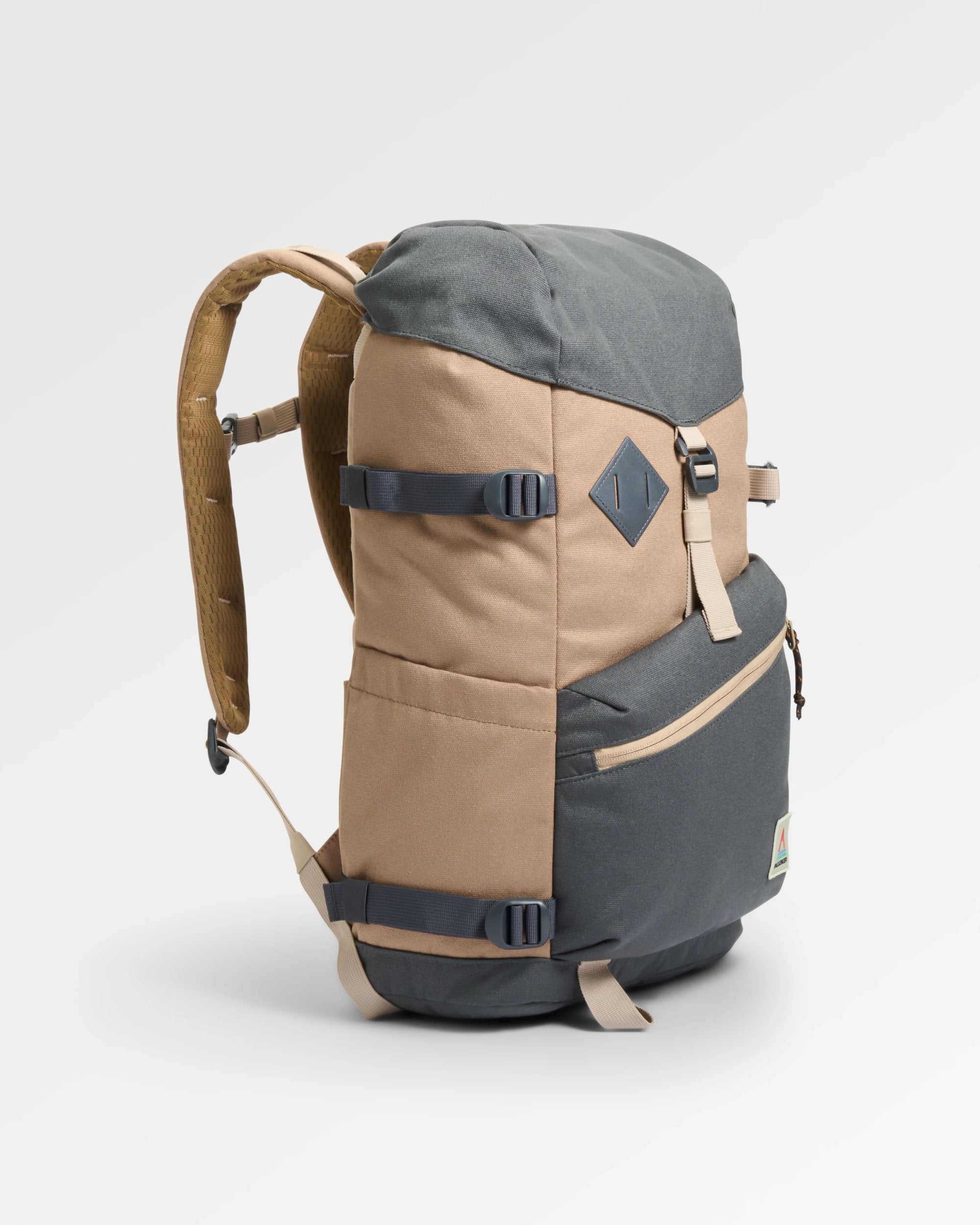 Vantage 24L Backpack - Charcoal/ Caramel - Flatlay