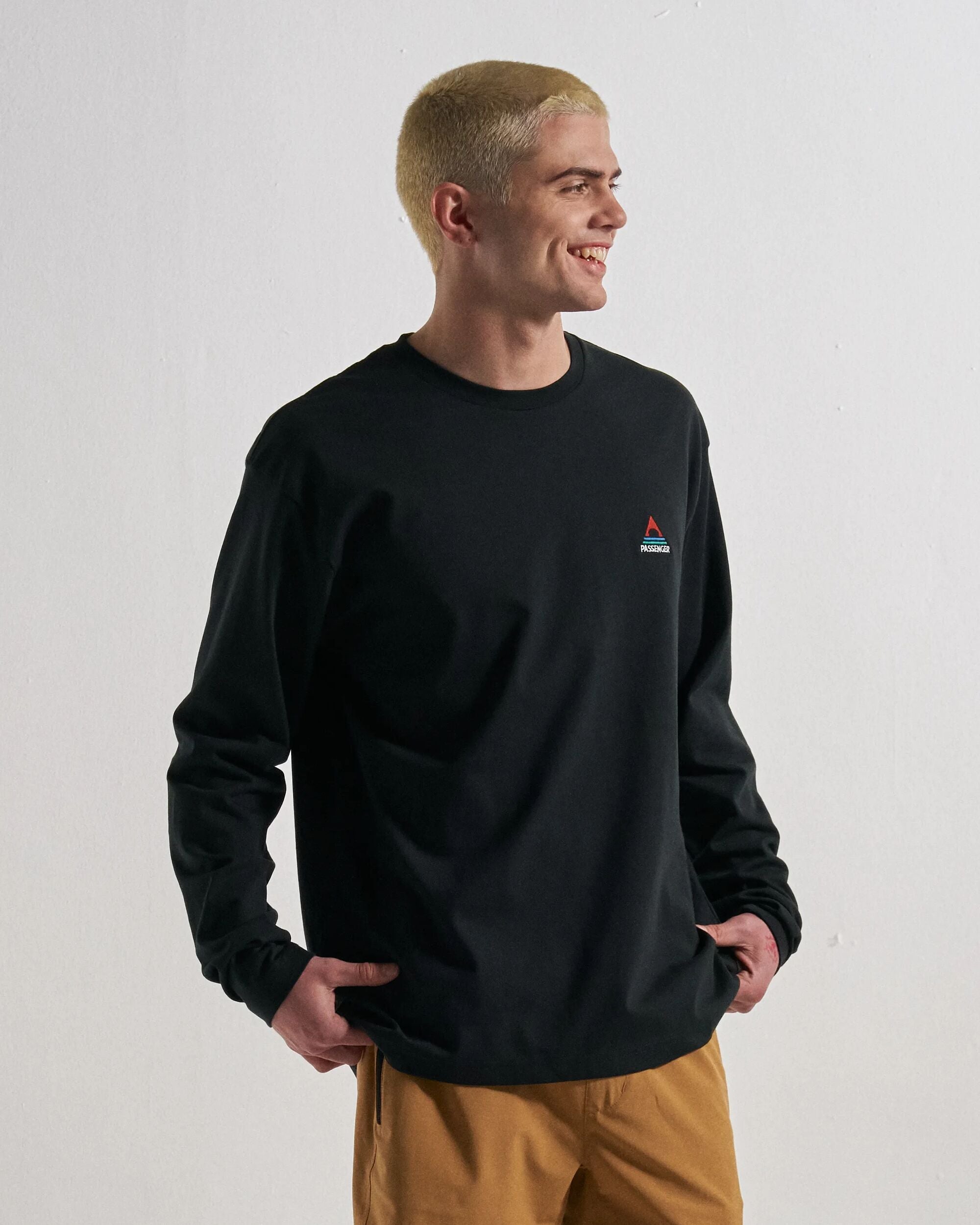 Vita Organic Cotton Relaxed Fit LS T-shirt - Black - Studio Model