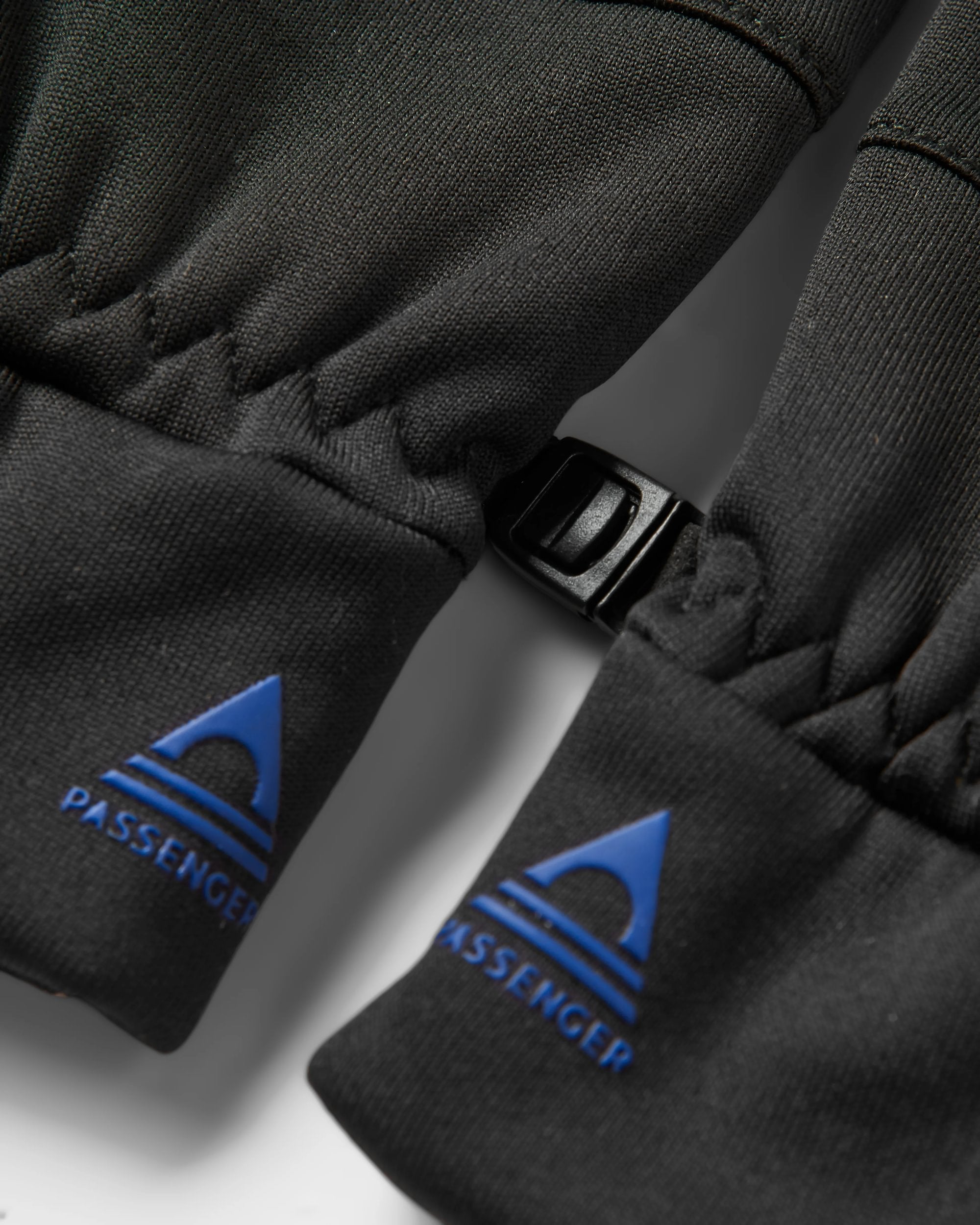 Wintergreen Recycled Polartec® Thermal Gloves - Black - Flatlay