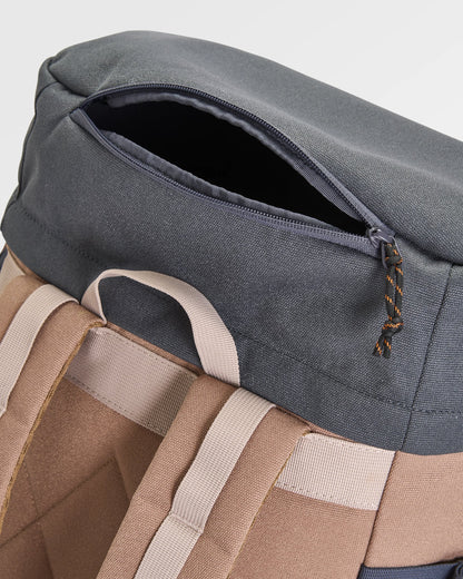 Vantage 30L Backpack - Charcoal/ Caramel - Flatlay