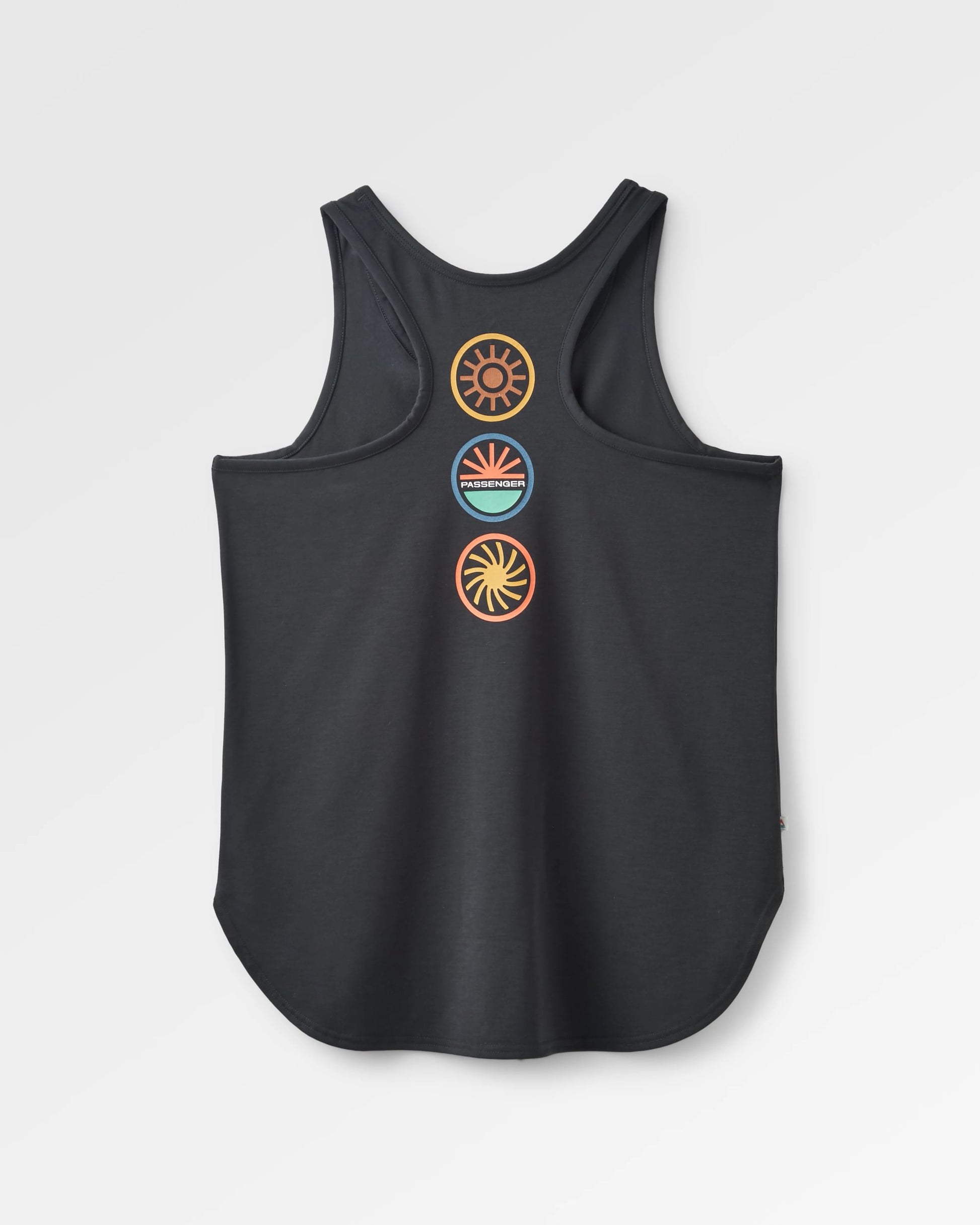 Chase The Light Active Vest - Black - Flatlay