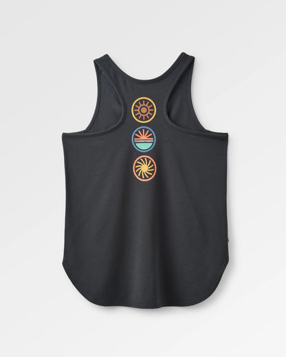 Chase The Light Active Vest - Black - Flatlay