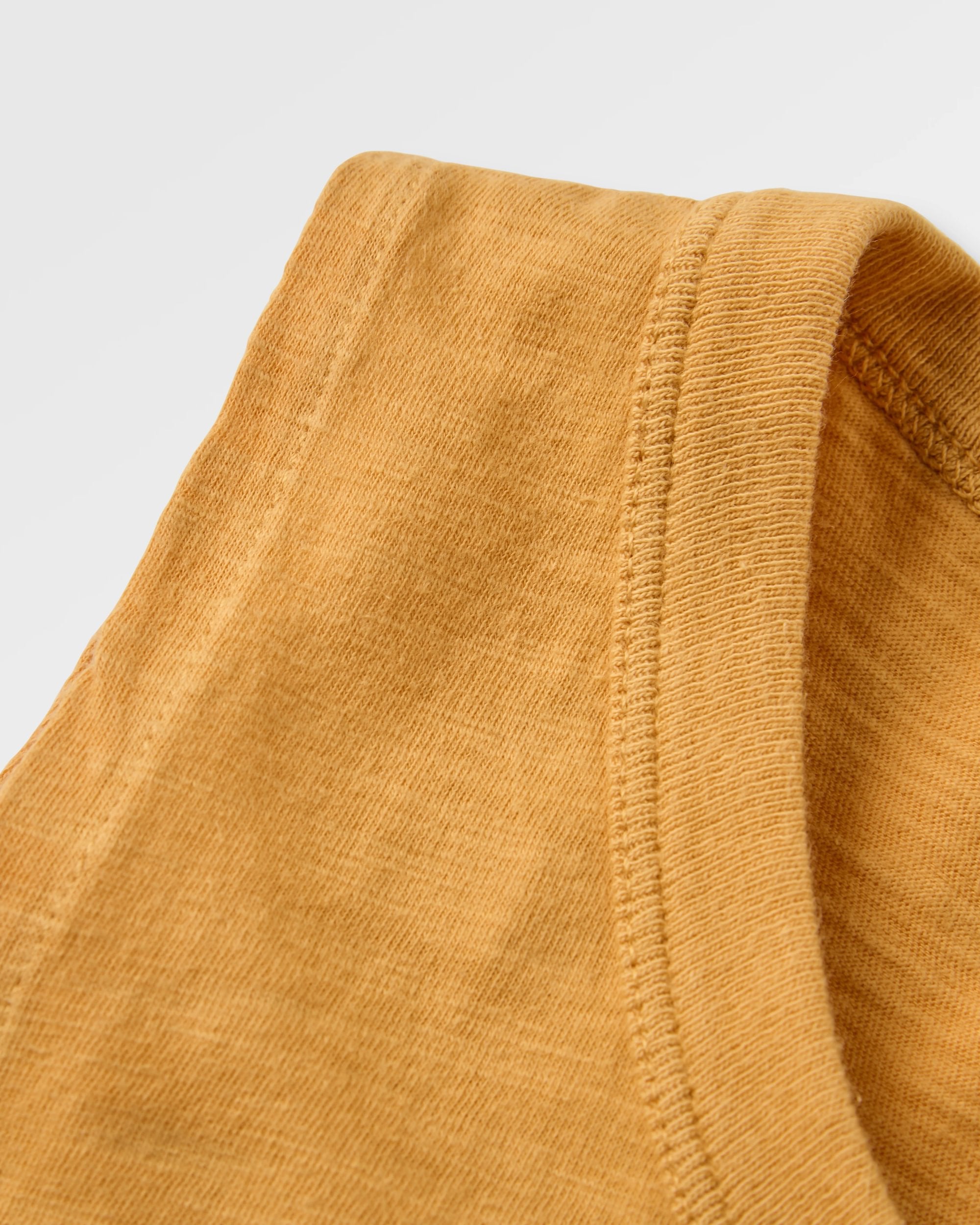 Women's Explore Vest - Spruce Yellow - Flatlay