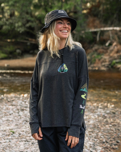 Sorrento Recycled Active LS T-Shirt - Black - Lifestyle