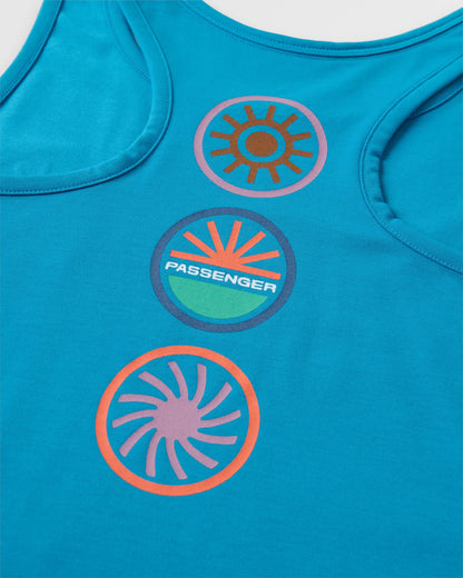 Chase The Light Active Vest - Bluejay - Flatlay