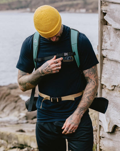 Male_Canyon Recycled 25L Backpack - Deep Sea